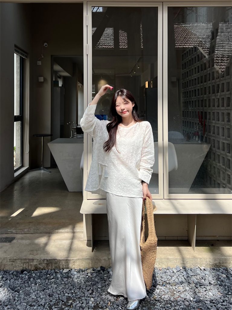 French Style Jacquard Embroidered Light Sun Protection Shirt and High Waist A-Line Fishtail Skirt Set
