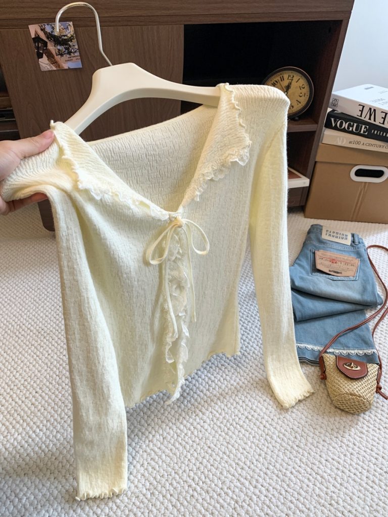 Korean Textured Collar Ruffle Knit Cardigan Women Fall 2026 New Design Niche Age-Reducing Top