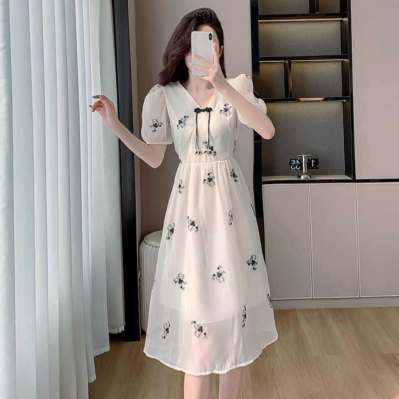 New Chinese Style Square Neck Puff Sleeve Embroidered Floral Midi Dress for Women - Style e6ae90 - Image 5