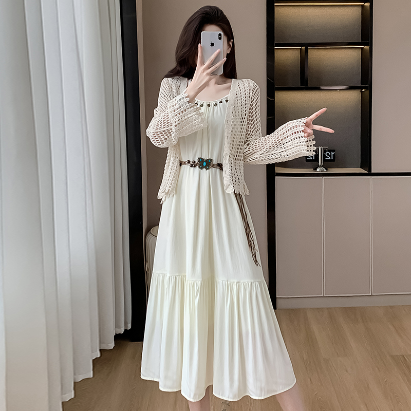 Retro Salt Style Two-Piece Dress Set with Cape and Belt - Image 5