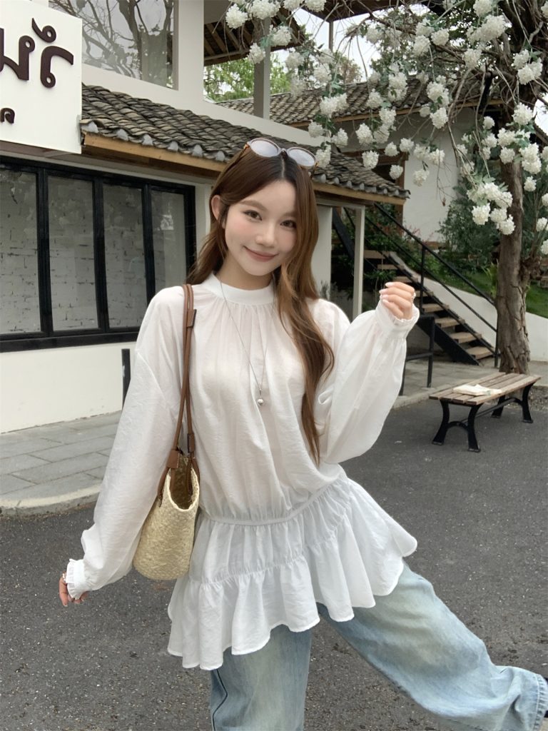 Sweet Sun Protection Ruffled Bubble Sleeve Blouse for Women