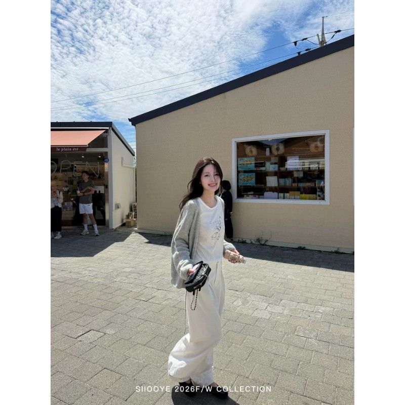 Women's Cream White Print Rolled Hem Long Sleeve T-Shirt
