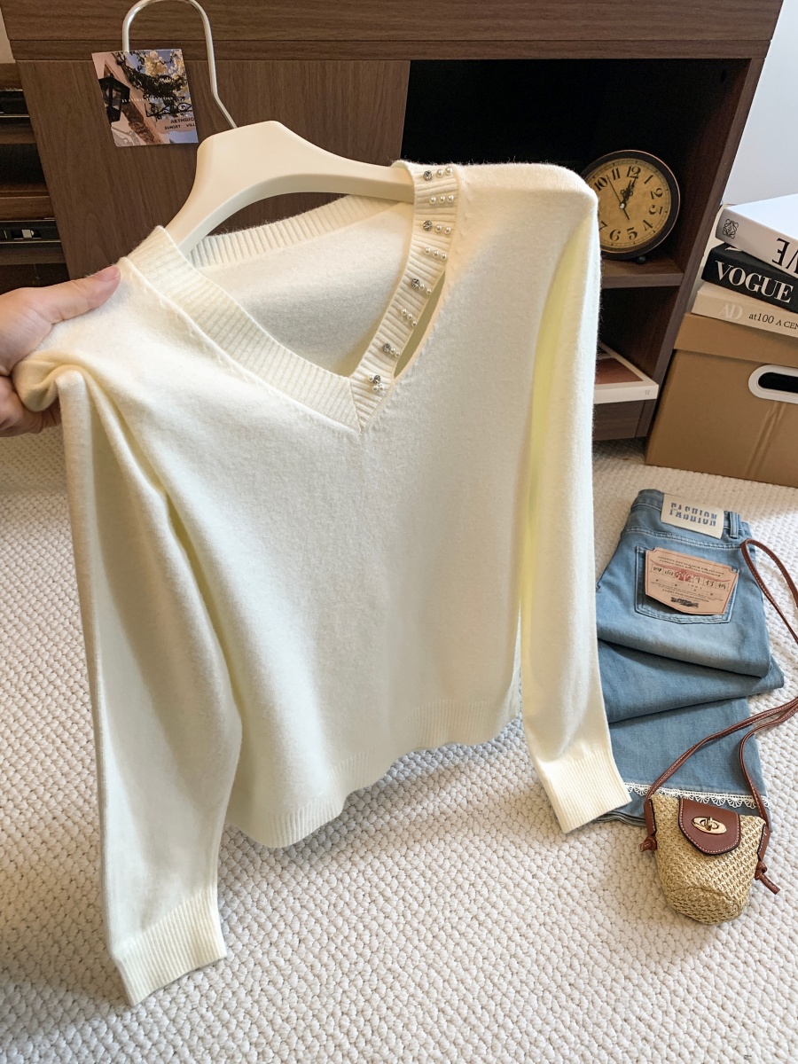 Women's V-Neck Knit Sweater 2026 Fall Loose Relaxed Pullover Top